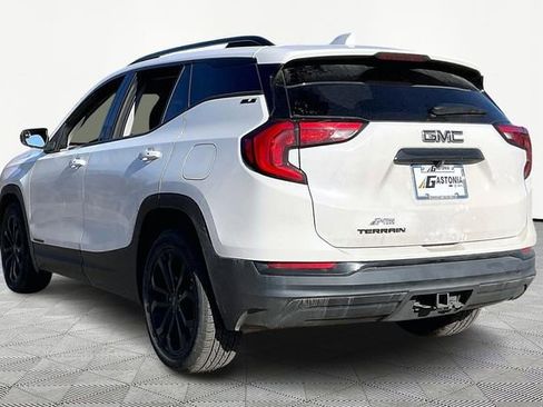 Used 2020 GMC Terrain SLE w/ Driver Convenience Package image 4