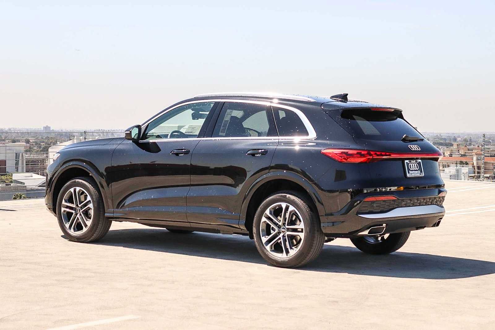 New 2026 Audi Q5 Premium AWD/4WD image 6