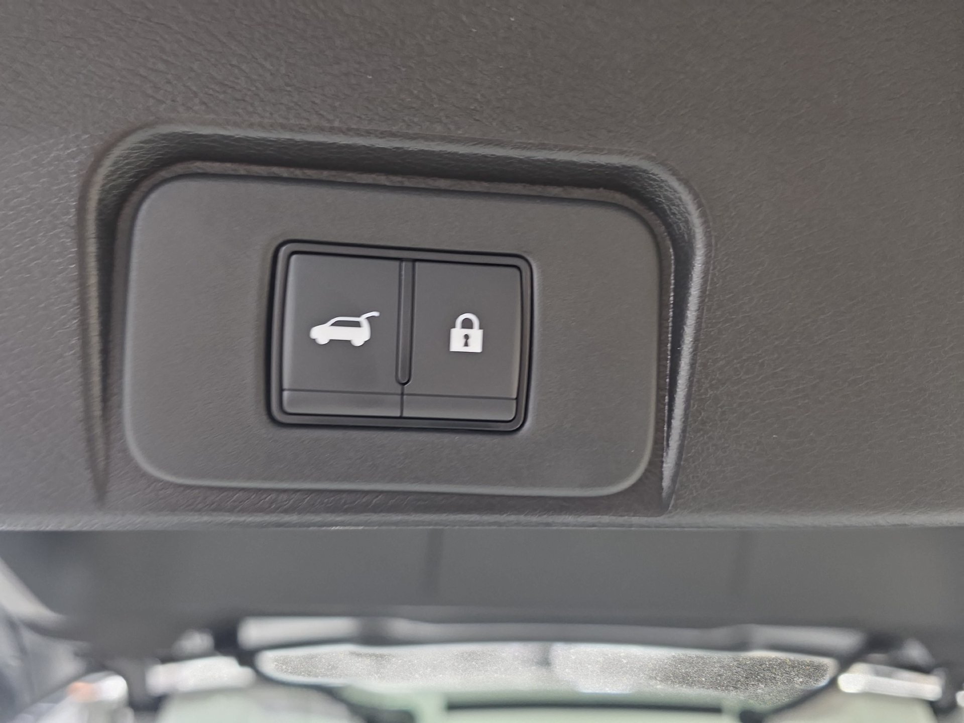New 2026 Nissan Rogue SV AWD/4WD image 13