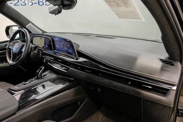 Used 2023 Cadillac Escalade V AWD/4WD image 20