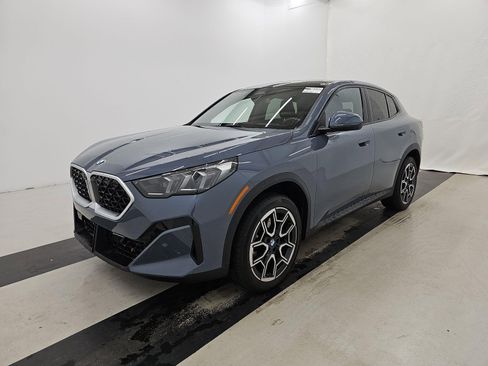 Used 2025 BMW X2 xDrive28i image 1