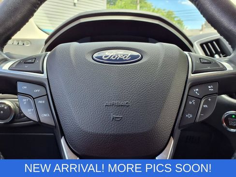 Certified 2023 Ford Edge SEL w/ Convenience Package AWD/4WD image 16