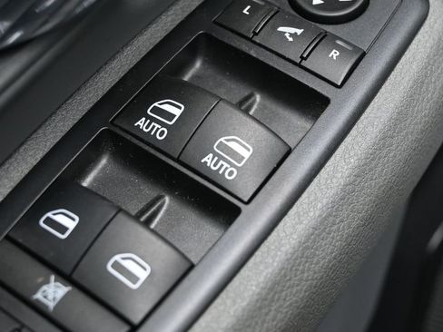 Used 2016 RAM 2500 Big Horn AWD/4WD image 14