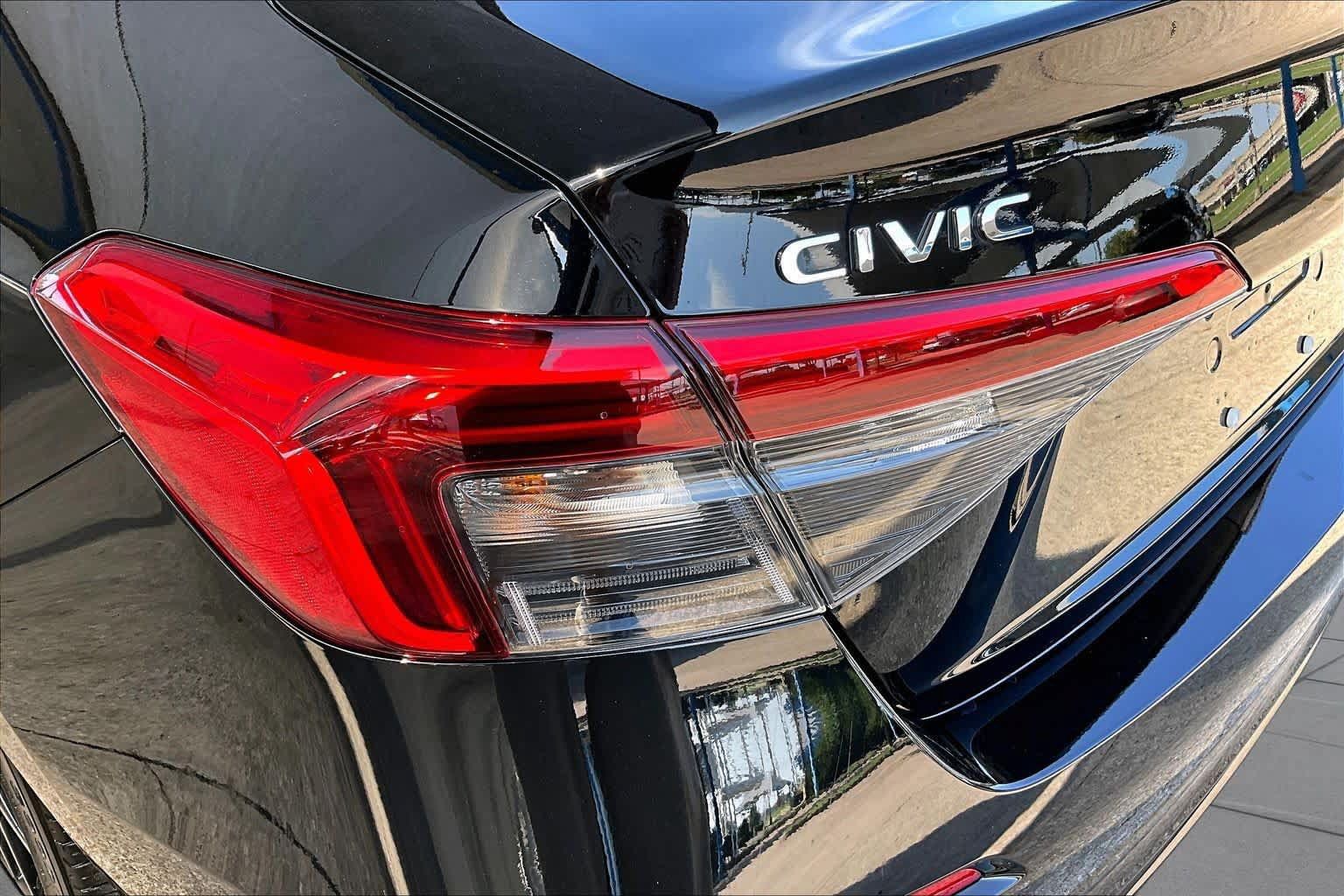 Used 2024 Honda Civic Sport image 29