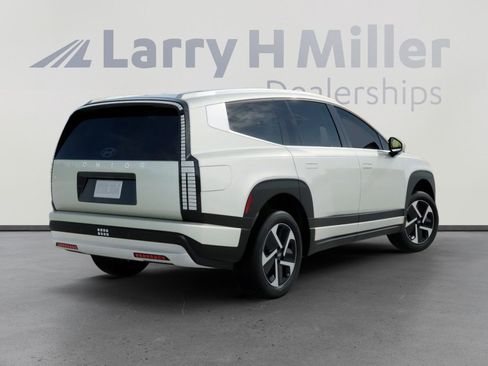 New 2026 Hyundai Ioniq 9 S image 4