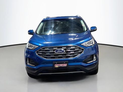 Used 2020 Ford Edge Titanium w/ Cargo Accessory Package FWD image 2