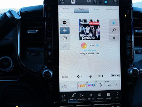 Used 2025 RAM 3500 Limited image 20