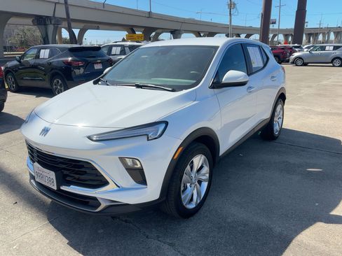 Used 2025 Buick Encore GX Preferred image 7