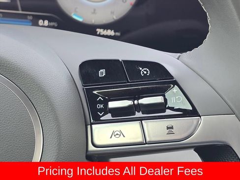 Used 2023 Hyundai Elantra SEL w/ Convenience Package FWD image 20