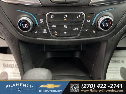 Used 2024 Chevrolet Equinox LT w/ LPO, Floor Liner Package FWD image 30