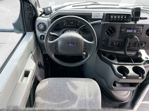 Used 2016 Ford E-450 and Econoline 450 Super Duty w/ Shuttle Bus Prep Package RWD image 19