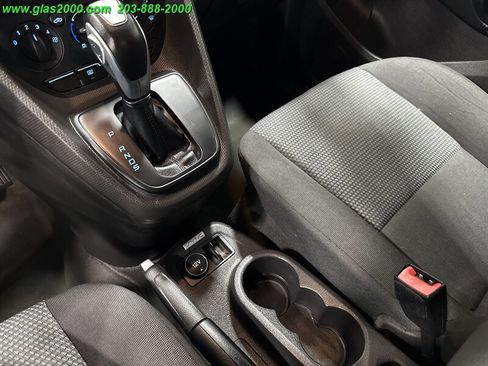 Used 2016 Ford Transit Connect XL image 3