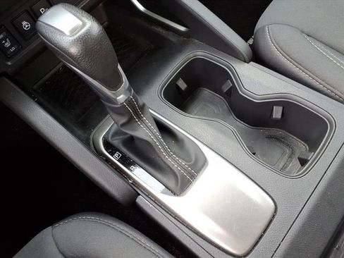 Certified 2024 Nissan Frontier SV w/ SV Convenience Package image 6