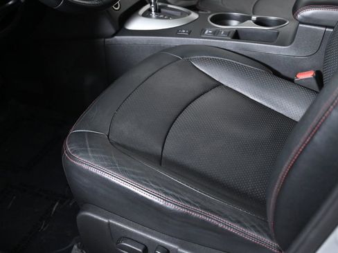 Used 2013 Nissan Rogue SL image 25