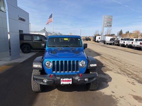 Used 2022 Jeep Gladiator Rubicon w/ Cold Weather Group image 3