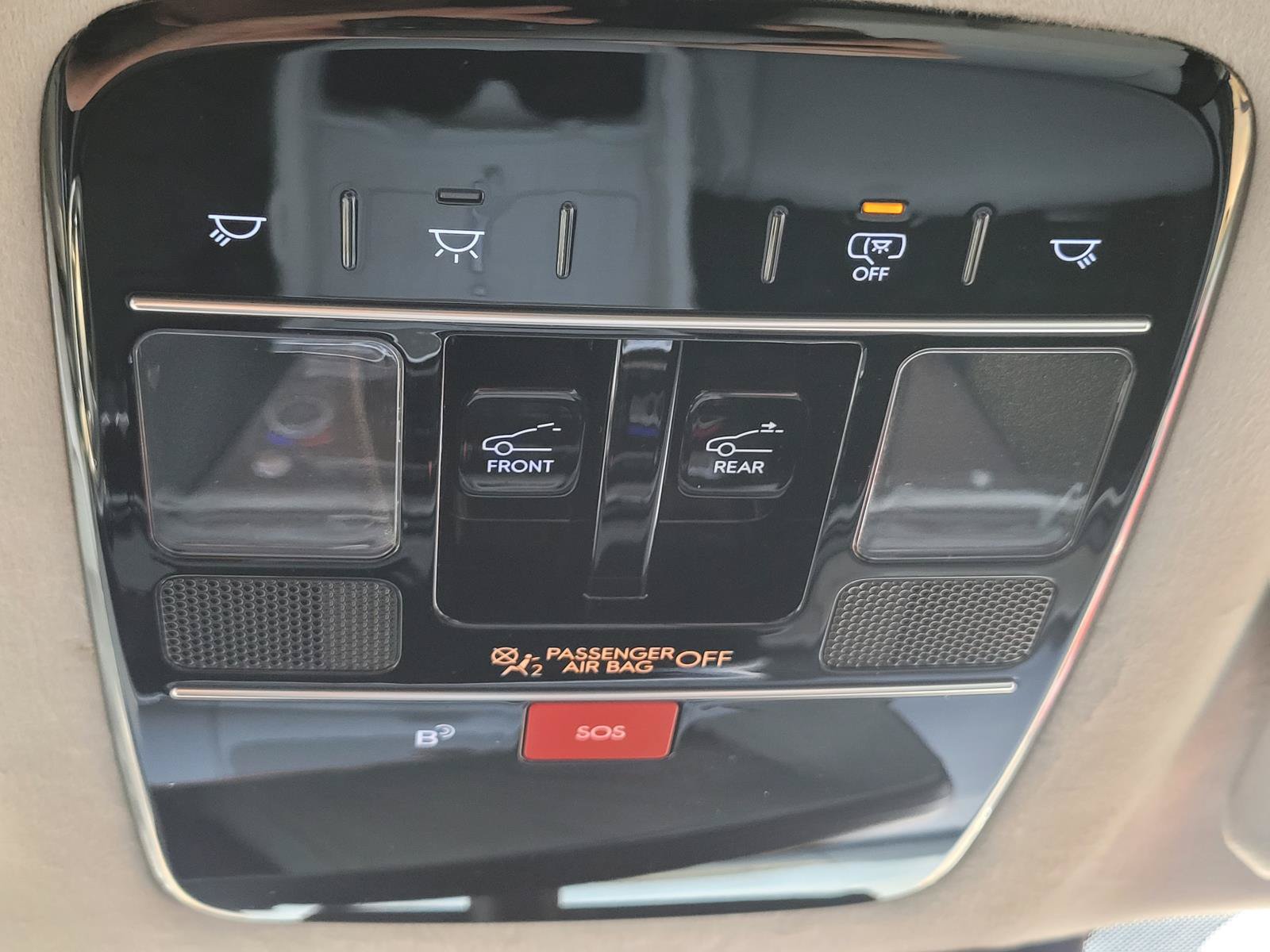 Used 2024 Hyundai Santa Fe Calligraphy AWD/4WD image 31