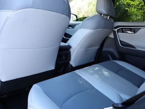 Used 2025 Toyota RAV4 Limited w/ Advanced Technology Package image 34