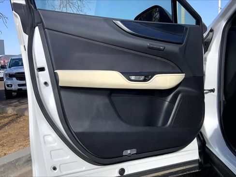 Used 2023 Lexus NX 250 Premium image 22