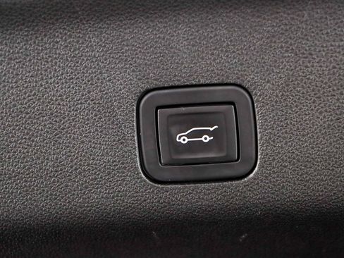 Used 2024 GMC Yukon XL AT4 w/ Technology Package AWD/4WD image 35