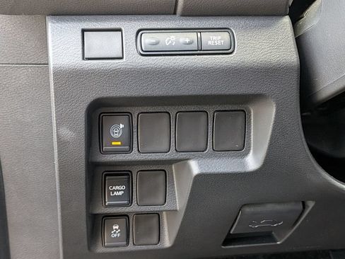 Certified 2025 Nissan Frontier SV RWD image 19