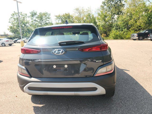 Used 2023 Hyundai Kona SE w/ Cargo Package AWD/4WD image 11