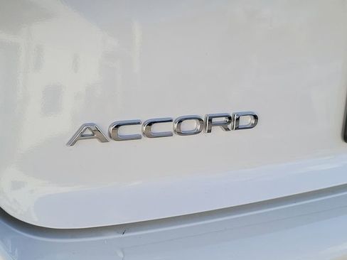 Certified 2025 Honda Accord SE image 8