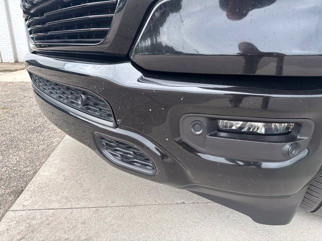 Used 2021 RAM 1500 Laramie AWD/4WD image 2