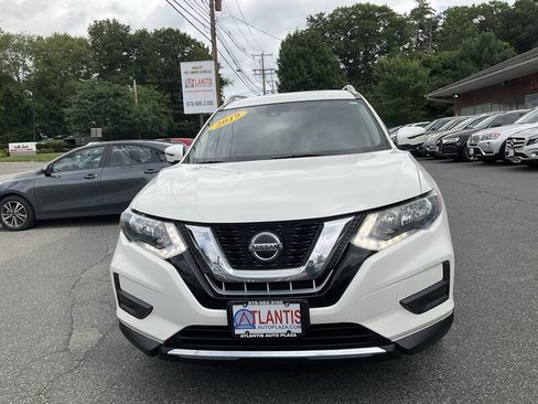 Used 2019 Nissan Rogue SV AWD/4WD image 2