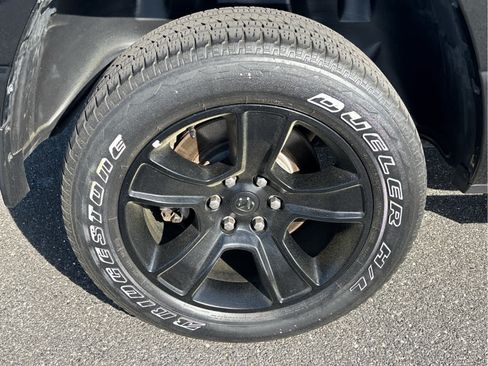Used 2022 RAM 1500 Big Horn AWD/4WD image 29
