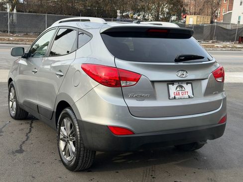Used 2014 Hyundai Tucson SE image 7