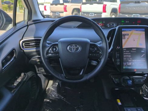 Used 2021 Toyota Prius Limited image 15