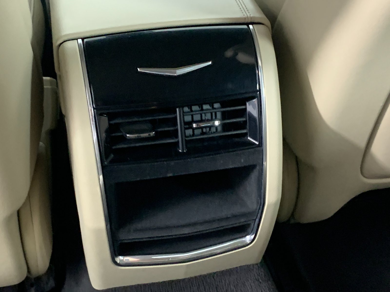 Used 2018 Cadillac CT6 2.0T RWD image 30