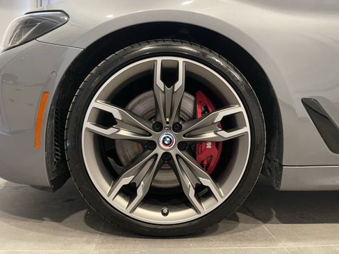 Used 2023 BMW M550i xDrive M550i xDrive w/ Executive Package image 8