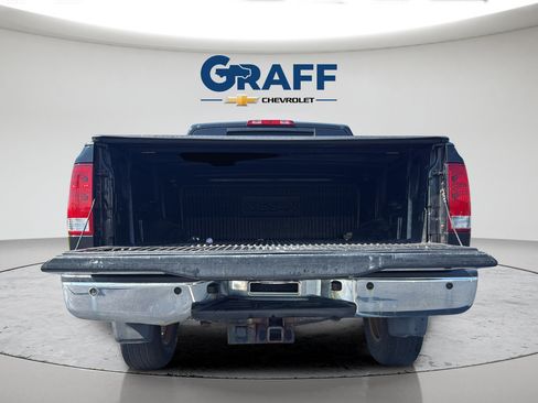 Used 2011 Nissan Titan SV w/ SV Value Truck Pkg AWD/4WD image 27