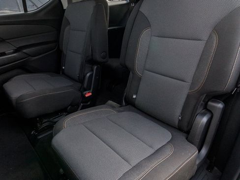 Used 2020 Chevrolet Traverse LT AWD/4WD image 15