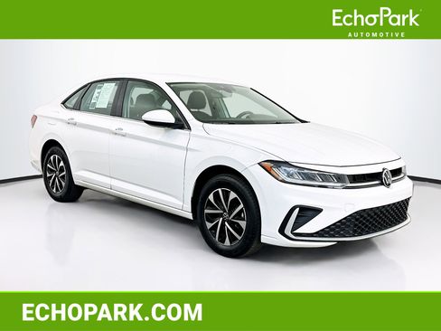 Used 2025 Volkswagen Jetta S FWD image 1