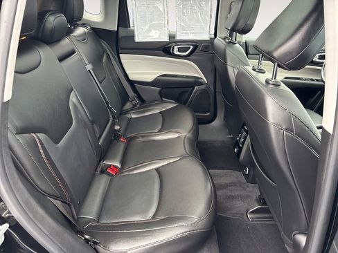 Used 2022 Jeep Compass Limited w/ Sun and Sound Group image 11