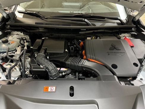 Used 2024 Mitsubishi Outlander Ralliart image 28