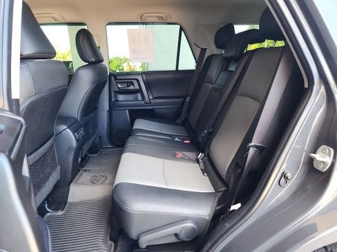 Used 2024 Toyota 4Runner SR5 Premium w/ SR5 Premium Package AWD/4WD image 22