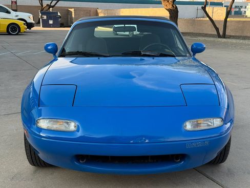 Used 1990 MAZDA MX-5 Miata RWD image 3
