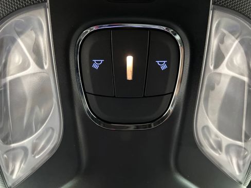 Used 2025 Jeep Compass Trailhawk image 45