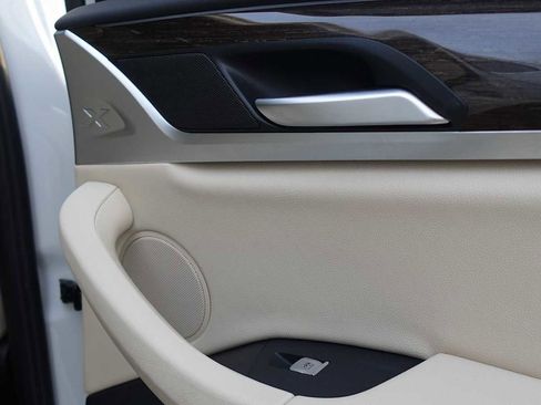 Used 2023 BMW X4 xDrive30i w/ Parking Assistance Package image 26