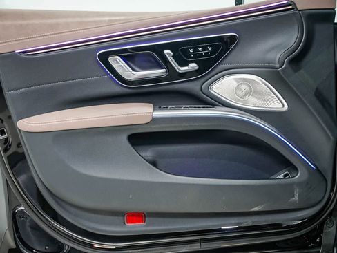 Certified 2023 Mercedes-Benz EQS 580 4MATIC Sedan image 18