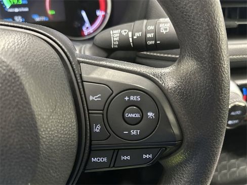 Used 2024 Toyota RAV4 XLE image 37