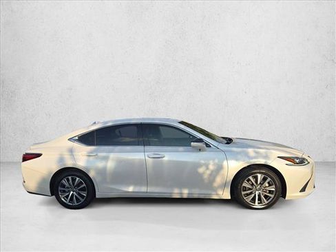 Used 2020 Lexus ES 350 w/ Premium Package FWD image 4
