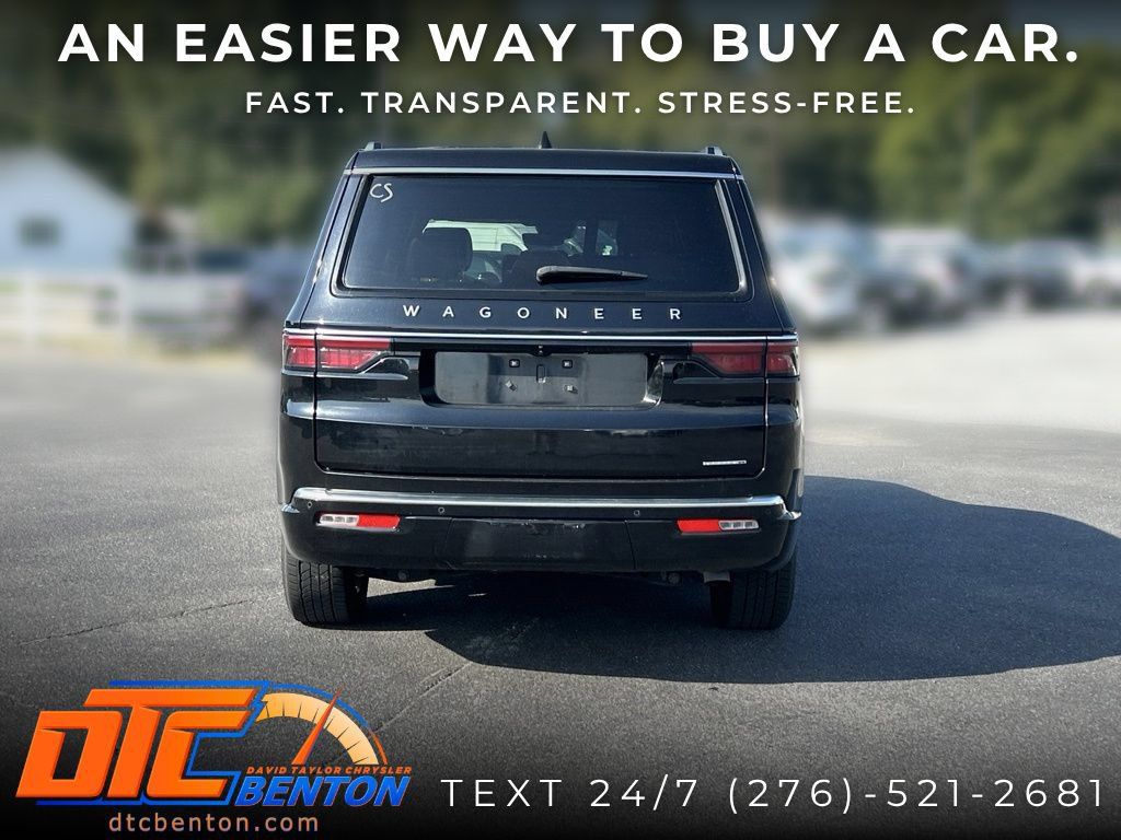 Used 2024 Jeep Wagoneer Series II AWD/4WD image 4
