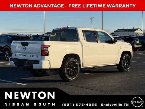 New 2026 Nissan Frontier SV w/ SV Convenience Package AWD/4WD image 4