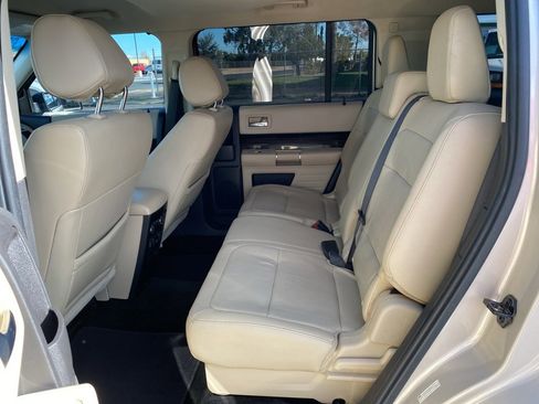 Used 2018 Ford Flex SEL w/ Equipment Group 202A image 32