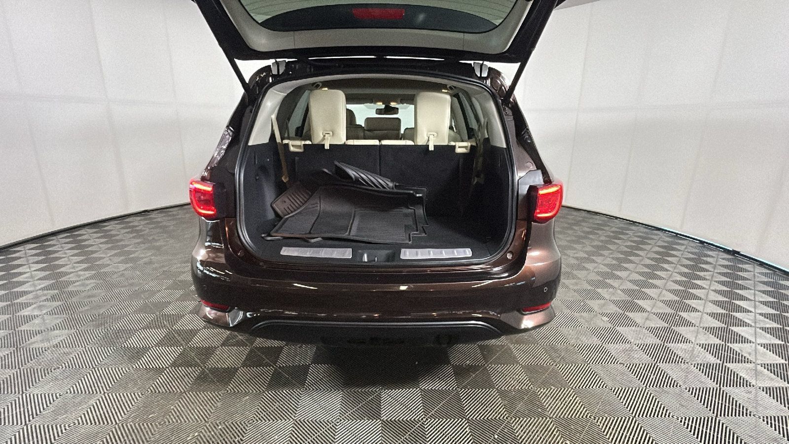 Used 2019 INFINITI QX60 Pure AWD/4WD image 30