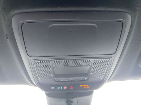 Used 2025 GMC Acadia Elevation AWD/4WD image 38